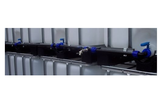 (Bild für) Verbindungsset für 2 IBC Tanks 40 mm Schwanenhals + Pumpenans.